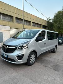 OPEL VIVARO 9 Posti Passo Lungo