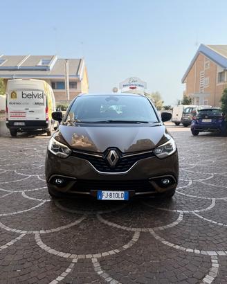 Renault Grand Scenic dCi 160 CV EDC Energy Initial