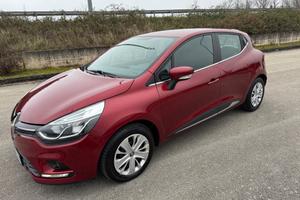 Renault Clio dCi 8V 75 CV 5 porte Moschino Life