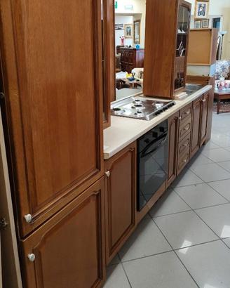 Codice: 9211  CUCINA COMPONIBILE STILE CLASSICO IN