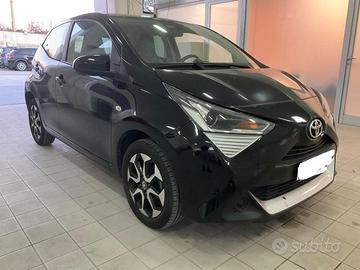 TOYOTA Aygo Connect 1.0 VVT-i 72 CV 5 porte x-pl