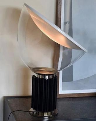 Taccia small flos colore nero