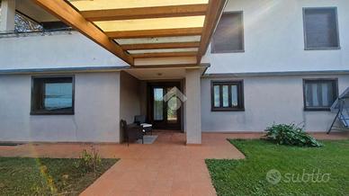 VILLA SINGOLA A CANEVA