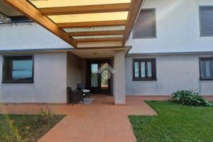VILLA SINGOLA A CANEVA
