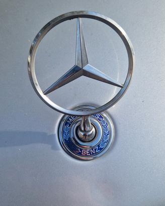 stemma mercedes 