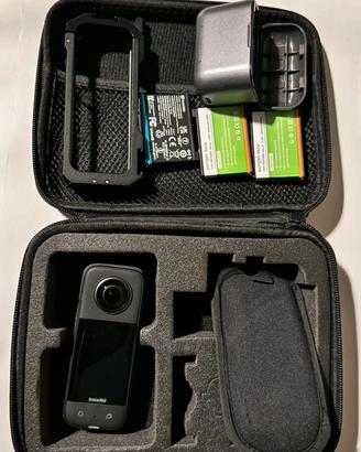 Insta360 x3 + case + 2 batterie extra