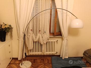 lampada a arco di design 