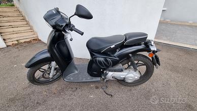 Aprilia Scarabeo 50 Street