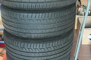 4 gomme con cerchioni kona