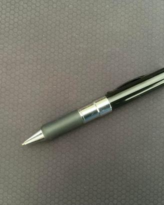 Chiavetta usb a forma di penna video,foto,scrive