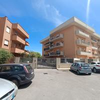 Via altofonte paglirelli villani magazzino mq.50