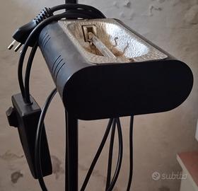 piantana d'illuminazione a terra pedale regolatore