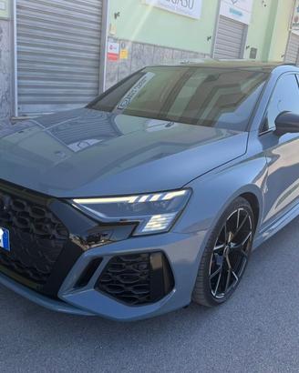 Audi rs3 8y