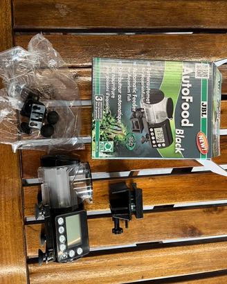 Dosatore mangime acquari