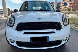 Mini cooper countryman john cooper works 