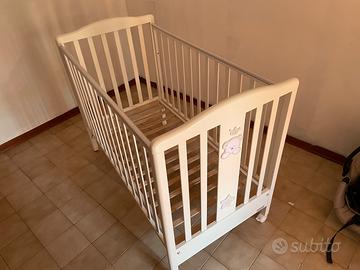 Culla/lettino bimbo in legno bianco con ruote