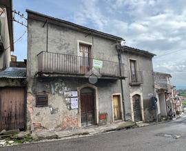 CASA SEMINDIPENDENTE A SANT'APOLLINARE