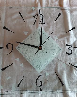 Orologio da parete in vetro lavorato 