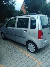 Opel agila 