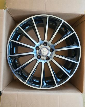 Cerchi Nuovi 19 Mercedes classe A B C E Cla Gla Gl