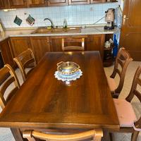 Tavolo in noce nazionale + 6 sedie