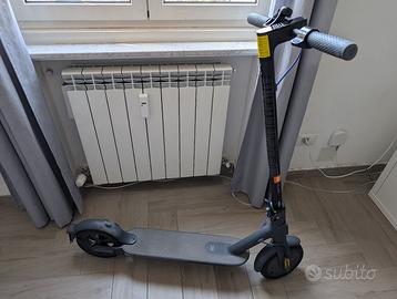 Xiaomi Electric Scooter 3 - Monopattino Elettrico