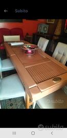 tavolo creato artigianalmente  quindi modello escu