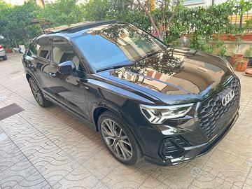 Audi q3 sportback full tetto 200cv 4 ruote motrici