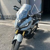 X adv750