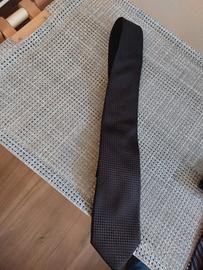 Cravatta a puntini con il marrone Boss 