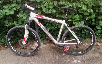 MTB Whistle Alikut 1161d