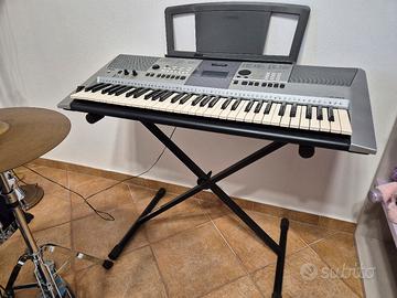 Tastiera  Yamaha PSR E413