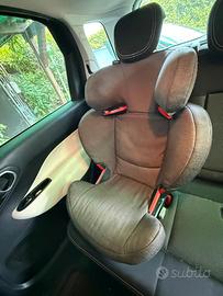 Seggiolino auto bebè comfort