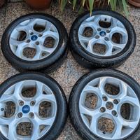Cerchioni in lega + gomma ford fiesta