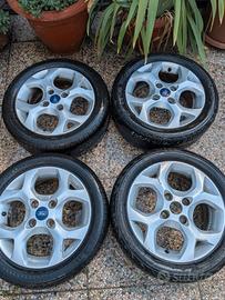 Cerchioni in lega + gomma ford fiesta