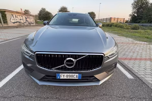 Volvo XC 60 XC60 D5 AWD Geartronic R-design