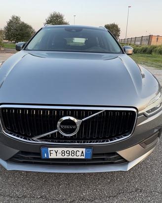 Volvo XC 60 XC60 D5 AWD Geartronic R-design