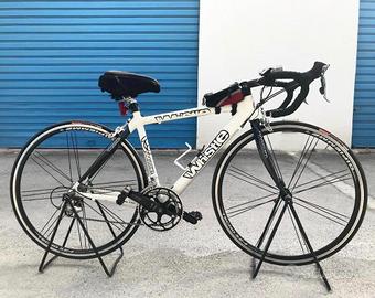 Bici da corsa Whistle Zuni 500