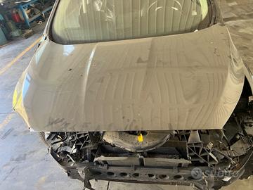 Carrozzeria e fari per Ford Focus C-Max 2016