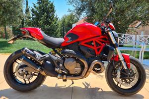 Ducati Monster 821 Stripe
