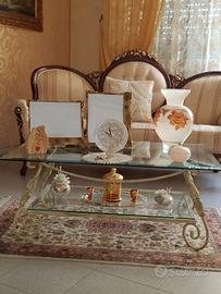 tavolinetto in ferro battuto avorio e vetro