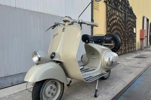 Piaggio vespa 125 faro basso VM2M del 1954