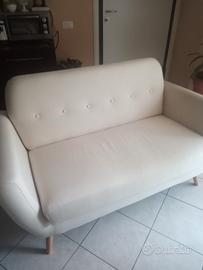 due divani di due posti 