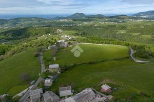 TER. RESIDENZIALE A ERBEZZO