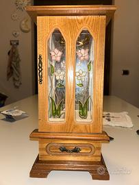 portagioie in legno con vetro decorato