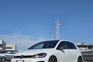 Volkswagen Golf GTI Performance DSG 245 CV - Full
