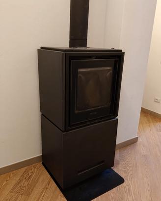 stufa a legna piazzetta cube 1