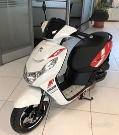 Scooter Nuovo (Km.0) Peugeot Kisbee 50 4t MOTUL
