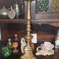 candelabro in bronzo