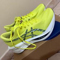 ASICS sonic blast